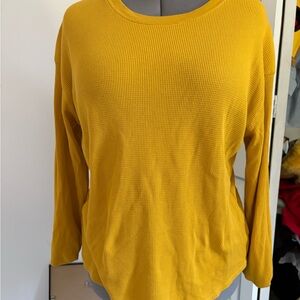 Time and Tru Henley Style Knit Top